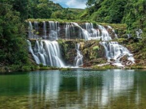 Mawlynnong Waterfall