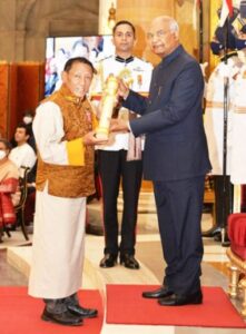 Khandu Wangchuk Bhutia receiving Padma Sri Award